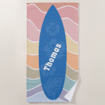 Blaues Hawaii-Surfbrett auf pastellfarbenen Wellen