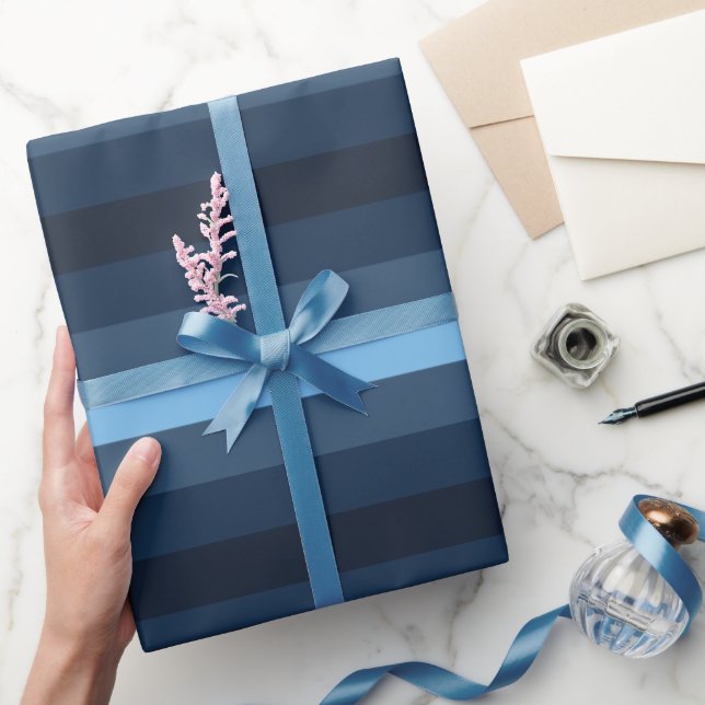 Blaues Indigo Strip Wrapping Paper Geschenkpapier (Schenken)
