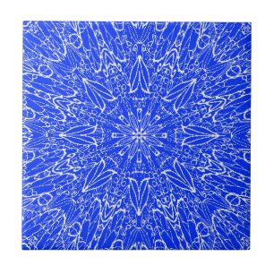 Blaues Indigorad mit weißem geometrischem Sternrad Fliese