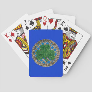 Blaues Kleeblatt auf keltischen Knochen, die Karte Spielkarten