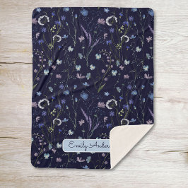 Blaues Lila Hübsches Wildblume Blumenmuster Sherpadecke