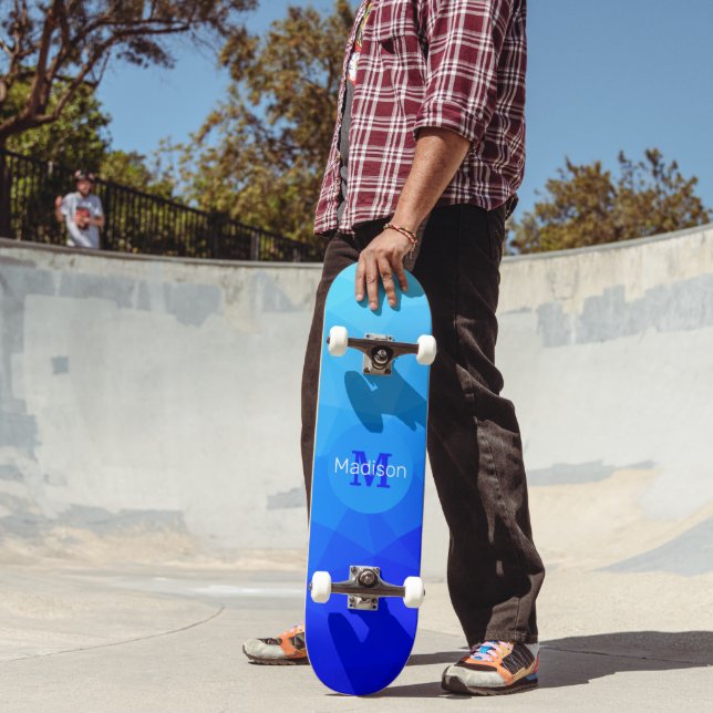Blaues Meergeometrie-Maschenmuster Monogram Skateboard (Außenbereich 2)