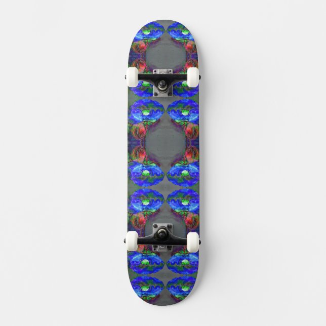 Blaues Mohn, blaue abstrakte Blume Skateboard (Vorderseite)
