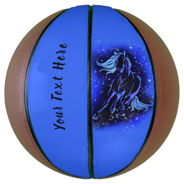 Blaues Pferd läuft in der frühen Nacht - Benutzerd Basketball (Vertikal)