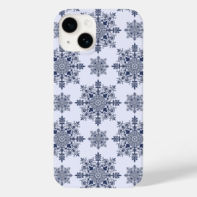 Blaues Schneeflocken-Damaskatmuster Case-Mate iPhone 14 Hülle (Rückseite)