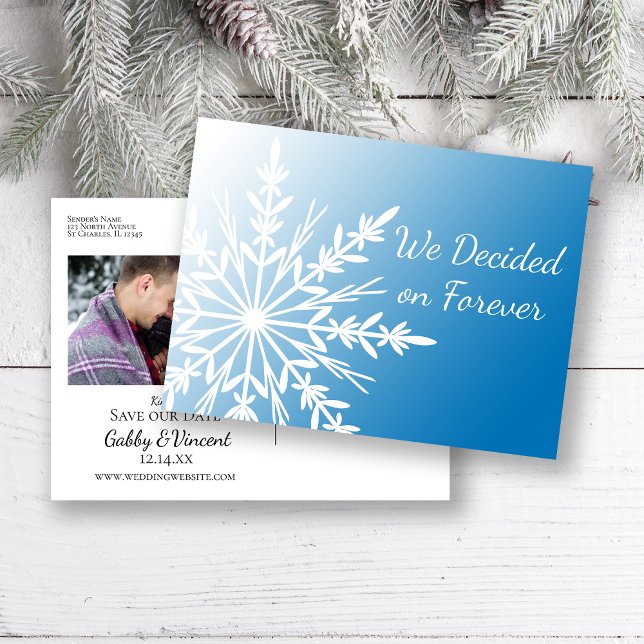 Blaues Schneeflocken Winterhochzeit Save the Date Ankündigungspostkarte (Von Creator hochgeladen)