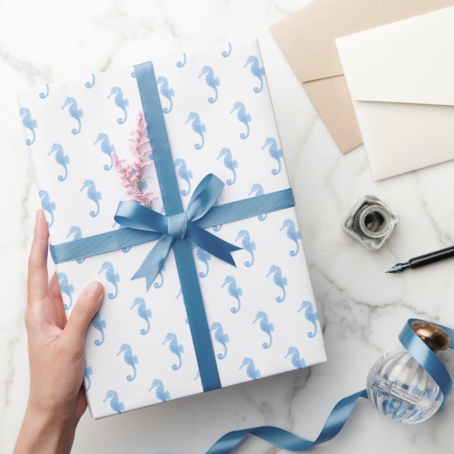 Blaues Seepferdchen-Küstenmuster-Wrap-Papier Geschenkpapier (Schenken)