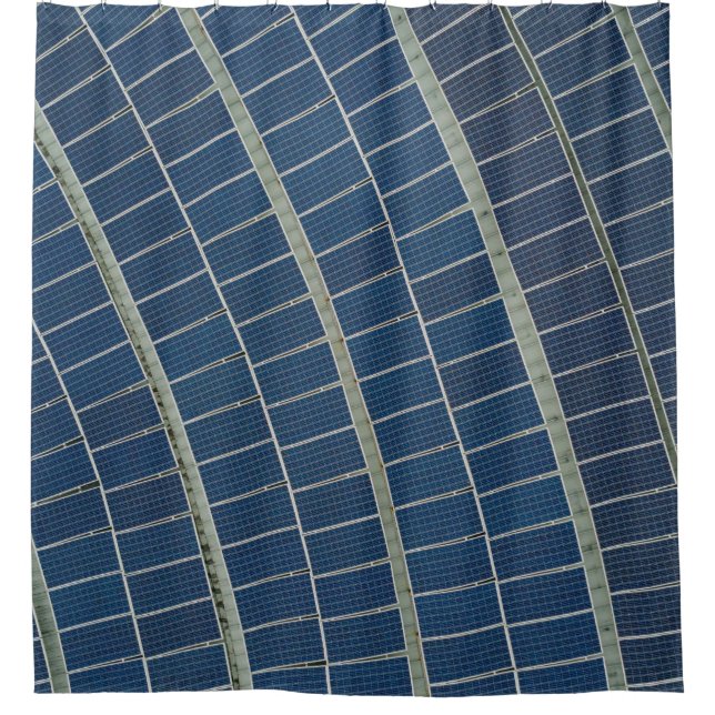 Blaues Solarpaneelenfeld Duschvorhang (Vorderseite)