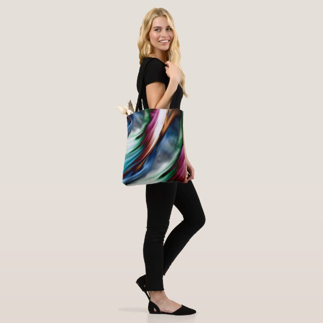 Blaues Tal Whirlwind Regenbogen Tasche (Am Model)
