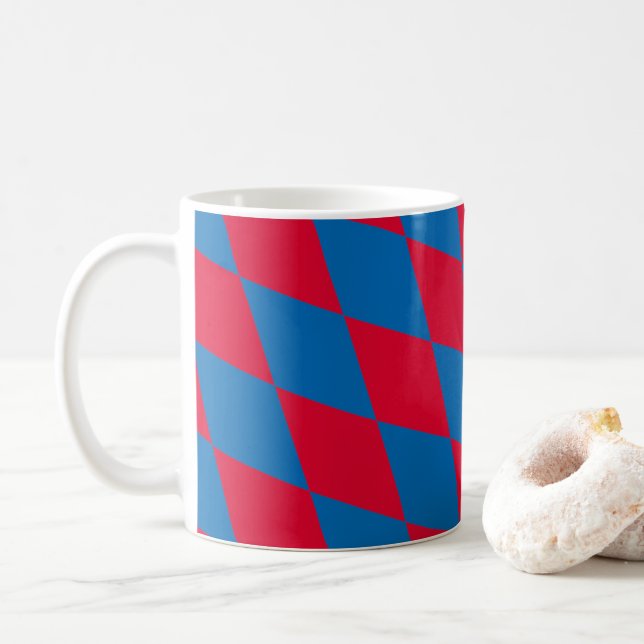 Blaues und rotes Bayernisches Muster für die Diama Kaffeetasse (Mit Donut)