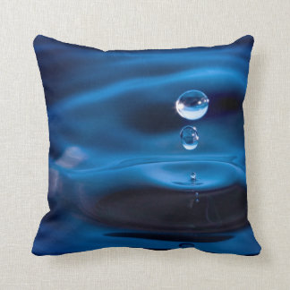 Blaues Wasser-Tropfen Kissen