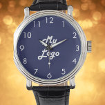 Blaues weißes Firmenlogo Armbanduhr<br><div class="desc">Fügen Sie Ihr eigenes Firmenlogo hinzu. Ein marineblauer Hintergrund. Ideal für die Werbung Ihres Unternehmens und Ihrer Marke. Die Zahlen der weißen Uhr.</div>