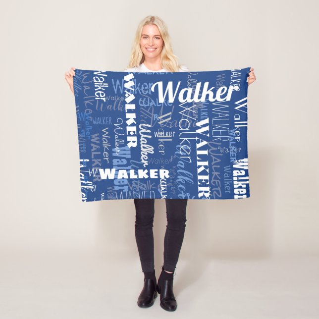 Blaues weißes Medium Länge Muster Typografie Fleecedecke (Beispiel)