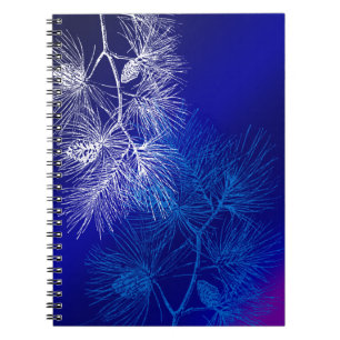 Blaues weißes Winterpinienmuster Notizblock