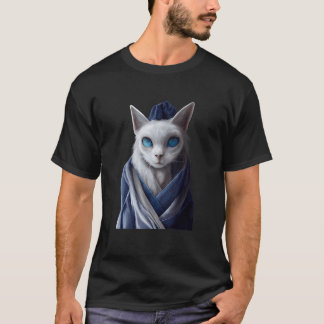 Blaugäugige traurige Katzengesicht mit weißem und  T-Shirt