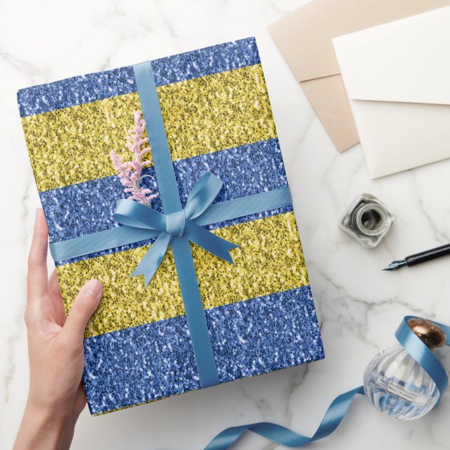 Blaugelbe ukrainische Flagge Glitzer Imitate Glitz Geschenkpapier (Schenken)