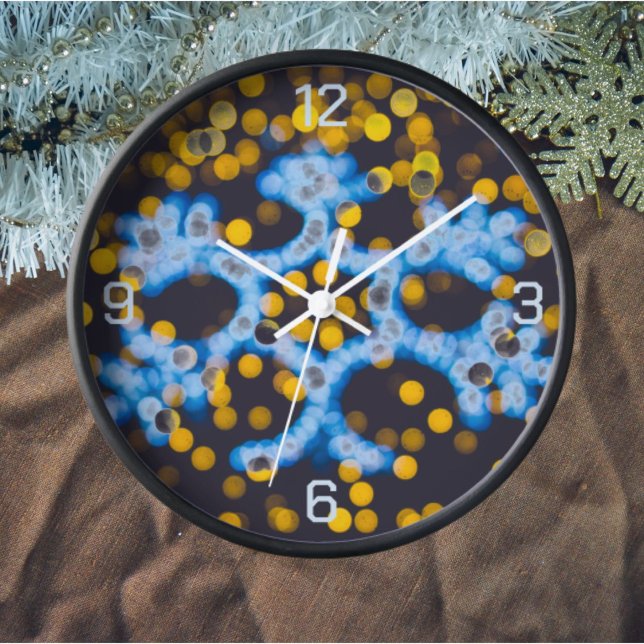 Blaugelbe Weihnachtsbeleuchtung Uhr (Von Creator hochgeladen)