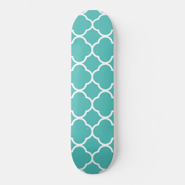 Blaugrünes Quatrefolienmuster Skateboard (Vorderseite)