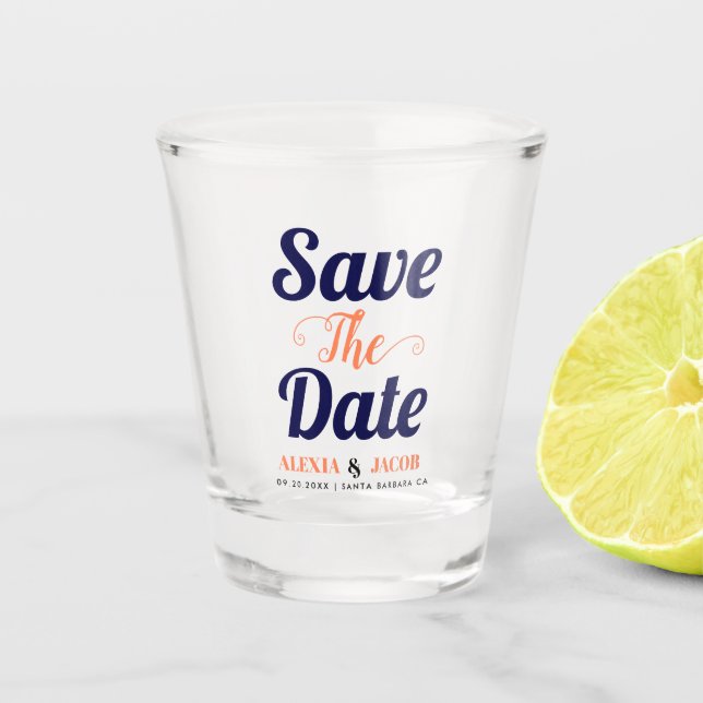 Blaukorallentypografie und Namen Save the Date Schnapsglas (Vorderseite)