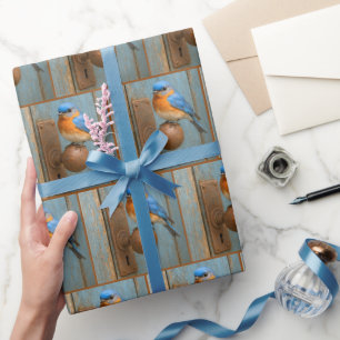 Blaumeise an einem rostigen Türknauf Geschenkpapier