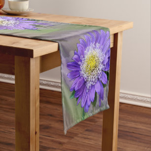Blauviolett-Blume Kurzer Tischläufer