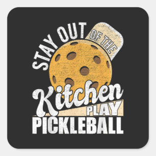 Bleib aus der Küche, spiel Pickleball Quadratischer Aufkleber