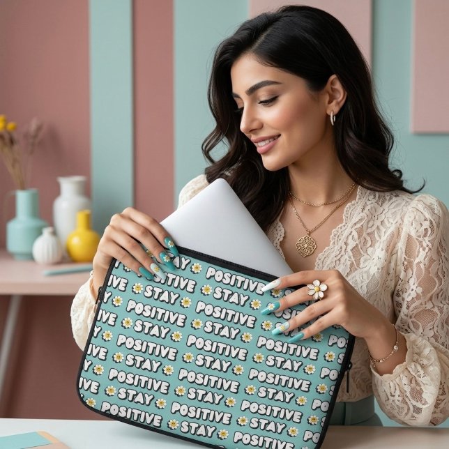 Bleib positiv laptopschutzhülle (Von Creator hochgeladen)