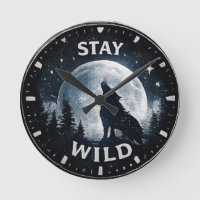 Bleib Wild Wolf Mond Wanduhr