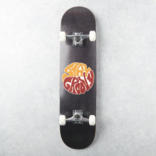 Bleibe Groovy mit einem Splash aus Rot und Gelb Aufkleber (Skateboard)