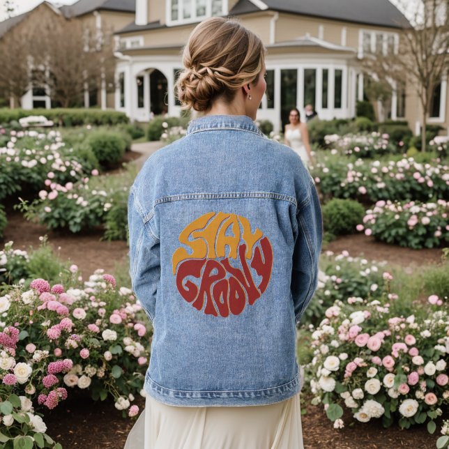 Bleibe Groovy mit einem Splash aus Rot und Gelb Jeansjacke (Hochzeit Rückseite)