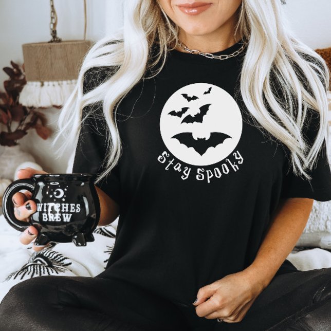 Bleibe Halloween-T-Shirt - Fledermäuse, die auf de T-Shirt (Von Creator hochgeladen)