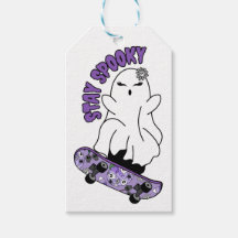 "Bleibe Spooky"-Geist auf einem Skateboard - Cool 