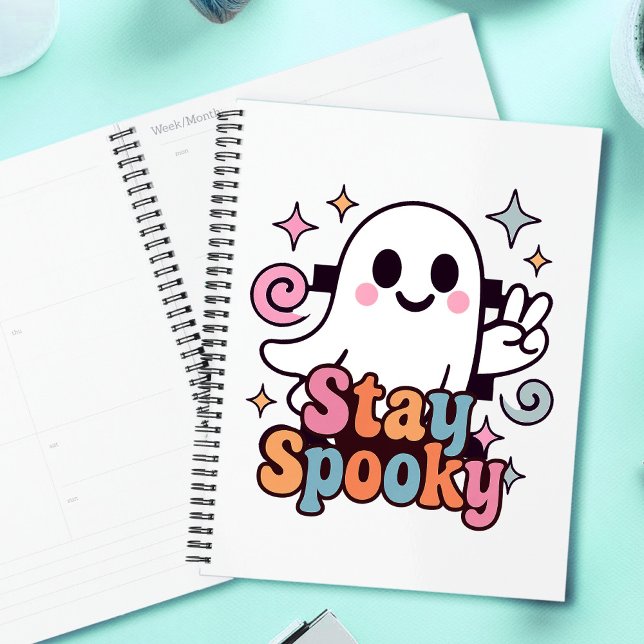 Bleibe Spooky Groovy Ghost Retro Pastel Halloween Planer (Celebrate Halloween season in style with this groovy ghost stay spooky design.)