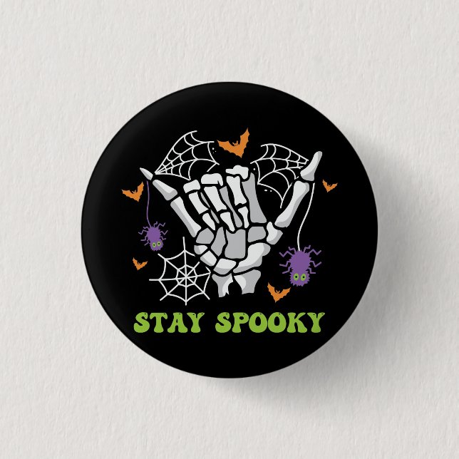 Bleibe Spooky Halloween Skeleton Hand Button (Vorderseite)