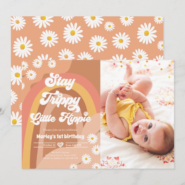Bleibe Trippy Little Hippie Retro Daisy Birthday I Einladung (Vorne/Hinten)