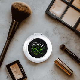 Bleibe Weird Introvert, Geek, Nerd Taschenspiegel