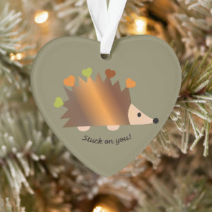 Bleiben Sie auf Igel und Herz Ornament