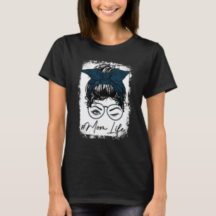 Bleiche Camouflage Mama Leben Messy Bun Hair Wink  T-Shirt