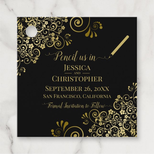 Bleistift uns beim Hochzeitsfeiern Das Datum Gold  Geschenkanhänger (Vorderseite)