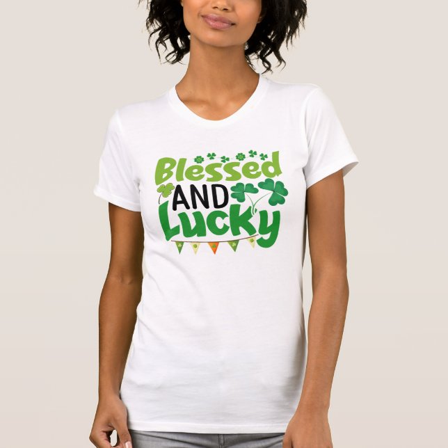 Blessed And Lucky St. Patrick’s Day Design-61103 T-Shirt (Vorderseite)
