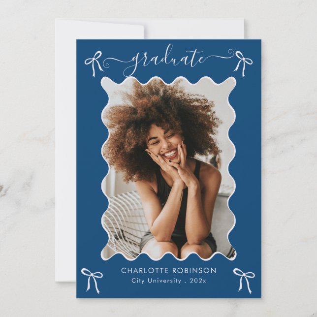 Bleu Bow Graduation Party Faire-part (Devant)