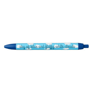 Bleu ciel de nuages bleus et blancs moelleux - stylo