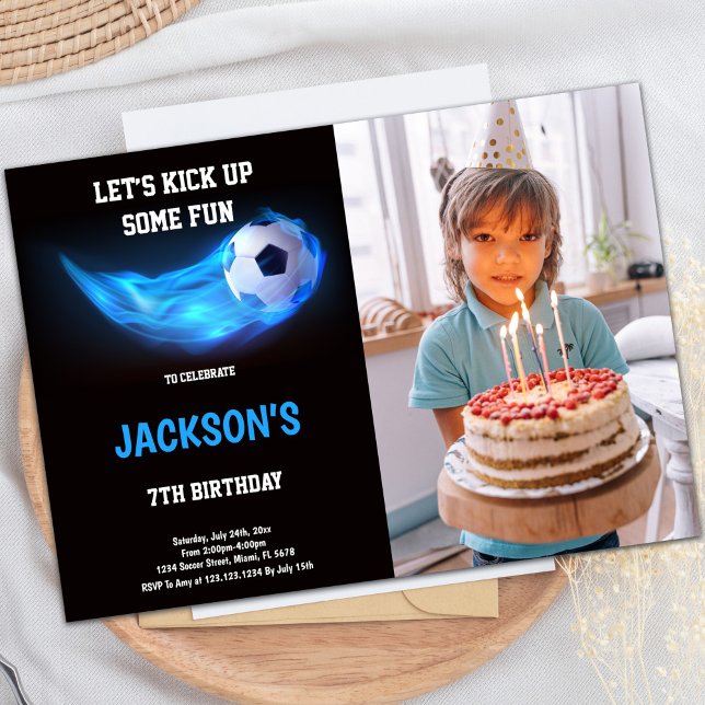 Bleu clair Soccer Anniversaire Invitation avec pho (Blue Light Soccer Birthday Invitations with photo)