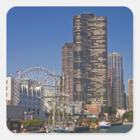 Blick auf Chicagos Marine Pier