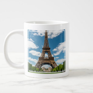 Blick auf den Eiffelturm vom Champ de Mars-Park Jumbo-Tasse