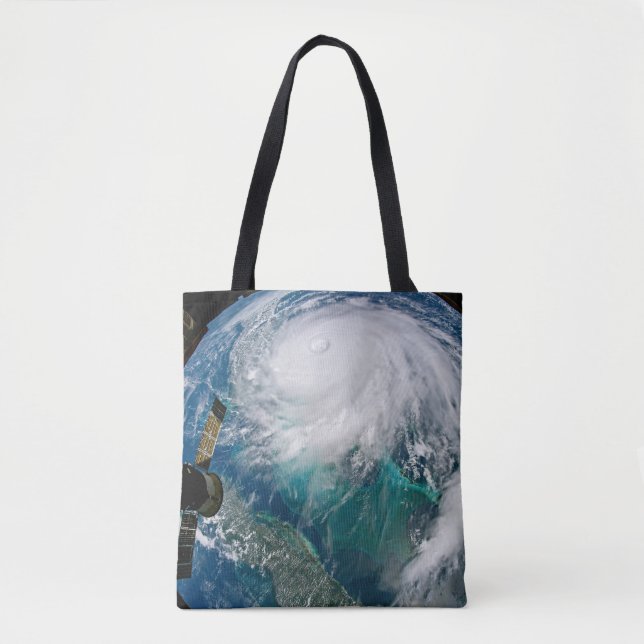 Blick auf den Hurrikan Dorian. Tasche (Vorderseite)