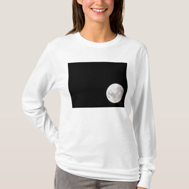Blick auf den Vollmond, zeigt auch Mars T-Shirt (Vorderseite)