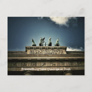 Blick auf die Quadriga des Brandenburger Tors in B Postkarte