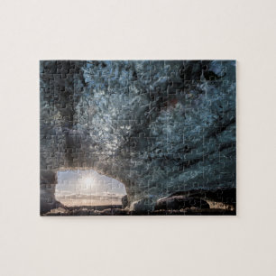 Blick auf eine Eishöhle, Island