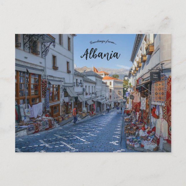 Blick auf eine Straße in Gjirokaster Albanien Post Postkarte (Vorderseite)